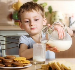 Food allergies to milk and gluten